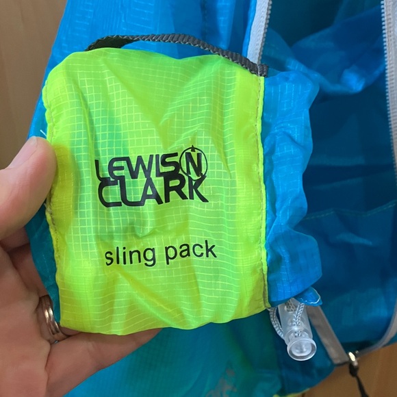 Lewis N Clark Blue and Green Crossbody Sling Bag - Picture 2 of 8